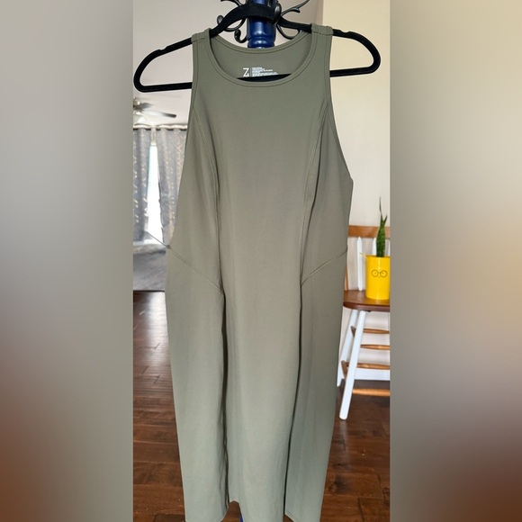 Zella Olive Green Racerback Midi dress, Size Large - Picture 1 of 8